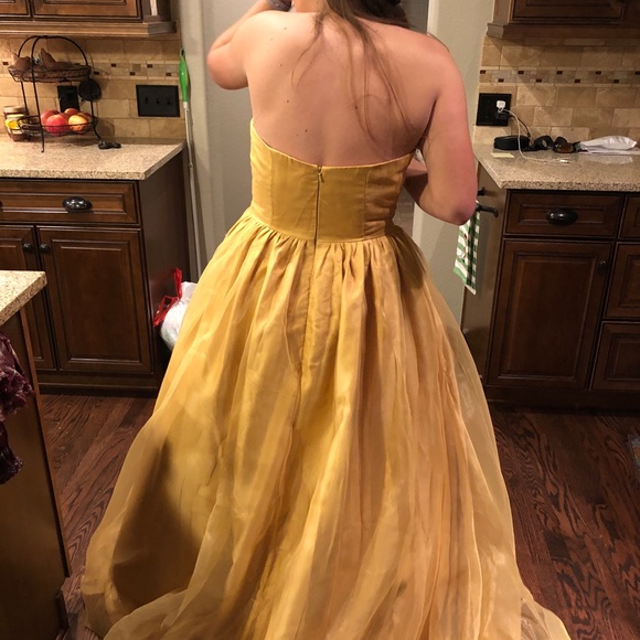 Prom dress! - Picture 2 of 3